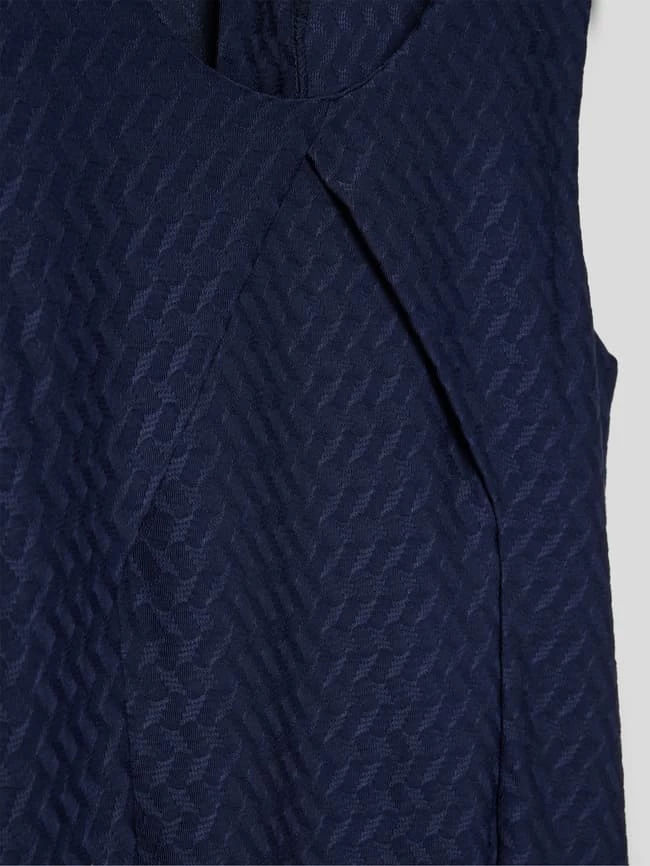 Happy Girls Kleid Mit Strukturmuster - Marineblau 2 Happy Girls Kleid Mit Strukturmuster - Marineblau – Bild 2