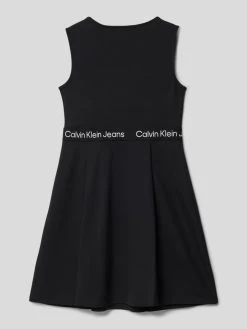 Calvin Klein Jeans Knielanges Kleid Mit Logo-Streifen - Schwarz -Kindermoden Kunterbunt 6kqkujqj61b4ci2ia8p4ajhp8t23ckph9h1kadigap6j4iih61732gppa4r4mjic8lb3gh2a994jic1o753jcpj1c8sj0cpjc9i30c1k74sj0oj36hi6cd356ss62d9g6gp34e0