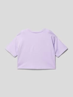 CHAMPION Cropped T-Shirt Mit Logo-Detail - Flieder 5 CHAMPION Cropped T-Shirt Mit Logo-Detail - Flieder -Kindermoden Kunterbunt 6l1ksi1i8grj2jq490pj6k1p8t3kedia98pkqhiaal538khn74q30hah89554e2m6t450h9makrj0j1j60o68cj6c8sj6phgc9j32d1k6kp64e9pclij6d1pcopj8ob5ccs64do