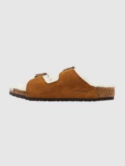 Birkenstock Sandalen Aus Veloursleder Modell 'Arizona' - Camel -Kindermoden Kunterbunt 6p746gai9593ic9j9p64kh2lapal8jak69352hqd8h24kga68934mgq79kokgl1n6ookejia9h0l4c1h74o3ecpp70p3id9n60r3aphk68sj4oj274p32d1i69gjgphn68qj6p8