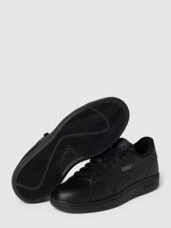 Puma Sneaker Mit Label-Details Modell 'PUMA SMASH V2 L' - Schwarz -Kindermoden Kunterbunt 6p84qlhn6kq30gq194rj2lif653k4l226t74aki3954kukae8l3jag9k8csjekal9h6j8kql9d74mihj84o3cor4c5j30e1p6tij0p1k6ss3eohk65j6aopi70sjgor464rjado