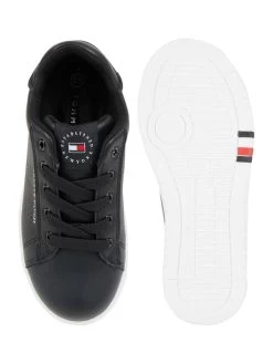 T.Hilfiger Kids Shoes Sneaker In Leder-Optik Modell 'KAREEM' - Schwarz -Kindermoden Kunterbunt 7123cdpo75aj4j2a8p648lac613jic9h993jgkq569354dq4954k4d2aa4o4gkah74rkeja68cojakae6h3j6o9icdh3ip9n6kq3ac1k6cqjioj370qj0dpoccp3gc33cdh3cp8