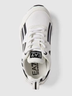 EA7 Emporio Armani Sneaker Mit Label-Details Modell 'ULT C2 KOMBAT MININE' - Weiß -Kindermoden Kunterbunt 8l3kgi2da98k2jpk6d7l2k28610kggia8orl6d9had7lchi29d1k2jil89942j2kakql4dhpa4o4ec288go3ccj265i64eb2c9hm2chk6pij8ohickpj6c9i6tijcopk64qjgcg