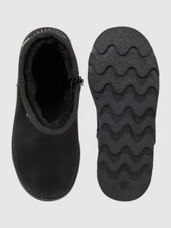 Tom Tailor Boots Mit Stickereien - Schwarz -Kindermoden Kunterbunt 8l8kah1n9ks4edia8pb4kha36573edak6l8j0jahad54cjpl84s4md9o898l0l2h853jakqea5150j9h84o38dpg74q66oplchij8cpk6co34oho6orj4opl60omad3474rjgp0