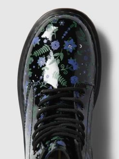 Dr. Martens Schnürboots Mit Allover-Muster - Schwarz 6 Dr. Martens Schnürboots Mit Allover-Muster - Schwarz -Kindermoden Kunterbunt 8t94ohqa857kajhn6l954iq66d74eki4ad3j4l2589b54dhg74o54d2f8p356lii716l0h1n6sp56lhk84o36cphc4rm6dj36komco9kcoq62ob1clh62cpg74r64cr461j38c8
