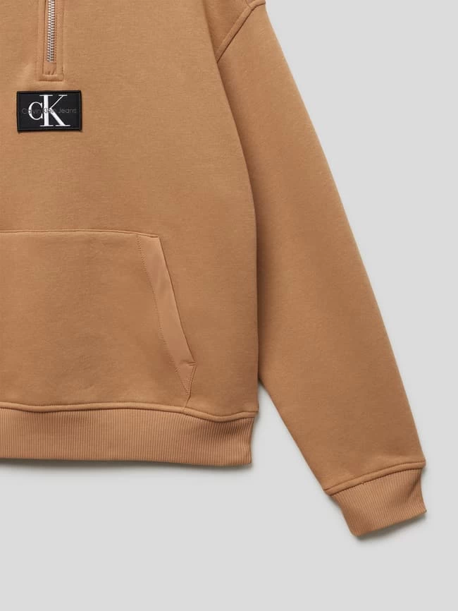 Calvin Klein Jeans Hoodie Mit Label-Detail Modell 'QUILTED MIX MEDIA' - Camel 2 Calvin Klein Jeans Hoodie Mit Label-Detail Modell 'QUILTED MIX MEDIA' - Camel – Bild 2