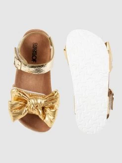 Colors Of California Sandalen Mit Zierschleife - Gold 7 Colors Of California Sandalen Mit Zierschleife - Gold -Kindermoden Kunterbunt 94s4qcic851j2i2l8d53el9h8ksk8ipk954l4jhj8p3j8k1j6565ajim6tb5ahi8a4qkkja48ta4ogqk68o62oppc5ij0e9j60rjacpk6tgmae1h60o64pb56ss64e356oqm6c0