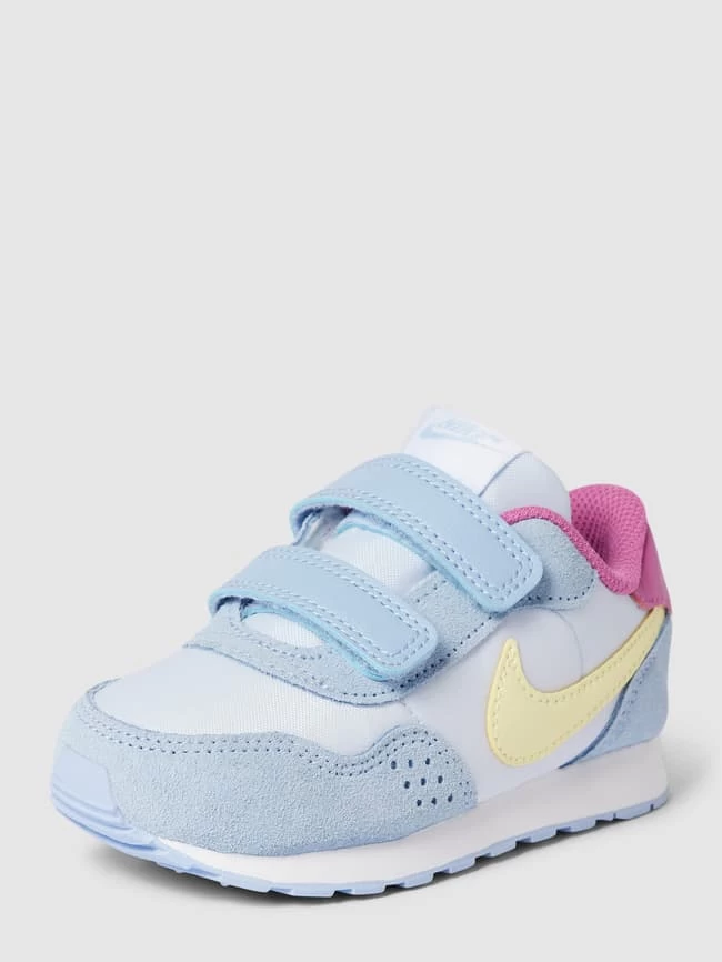 Nike Sneaker Im Colour-Blocking-Design Modell 'Valiant' - Flieder 1 Nike Sneaker Im Colour-Blocking-Design Modell 'Valiant' - Flieder