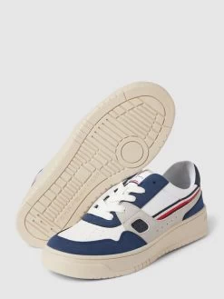T.Hilfiger Kids Shoes Sneaker Mit Kontrastbesatz Modell 'KAREEM' - Weiß 6 T.Hilfiger Kids Shoes Sneaker Mit Kontrastbesatz Modell 'KAREEM' - Weiß -Kindermoden Kunterbunt 95b4cja9ala34cafa184sl236krk2e2la17j2laa617kscil94oj4lhi8ha5cdiha93kqk2m6l2j4jqh9so38c33cgomachlc8sjcdhk74o3gob56orjachi69hm4e31cooj8d0