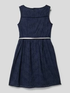 S.Oliver RED LABEL Kleid Mit Lochmuster Modell 'TG' - Marineblau 5 S.Oliver RED LABEL Kleid Mit Lochmuster Modell 'TG' - Marineblau -Kindermoden Kunterbunt 9lb36hid6d6lalhj6554ukah6l734h1l8ooj6jql99akoihmah1kkl236p656j2j6ko4ajqh615kskq88h3j6e9oc8om6o9g64s68c1k6som8o9h6gomapho6oq3ad9hc4q3ao8