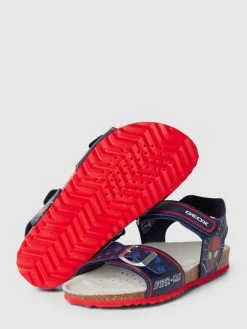 Geox Sandalen Mit Motiv-Print Modell 'GHITA' - Marineblau 6 Geox Sandalen Mit Motiv-Print Modell 'GHITA' - Marineblau -Kindermoden Kunterbunt 9p0k4jidagpkekql90q3ggic715kmea38t73cdi8ad6k4da88cr4el27ah3kugqa9d854iqm6115ckhh70o62or675j3gcj16sp6copkcos34e1iclhj2dhm61i62e1pchij4pg
