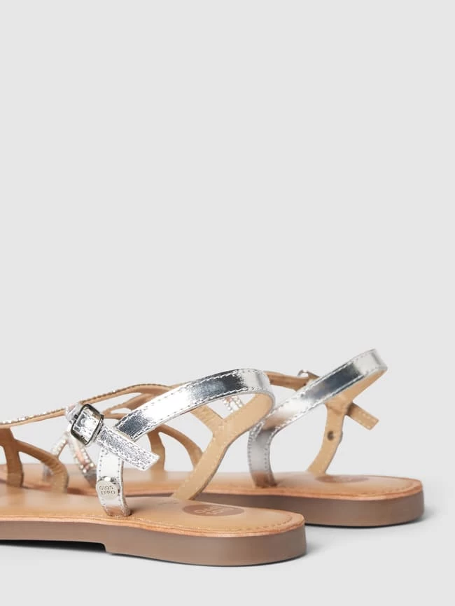 Gioseppo Zehentrenner Mit Strasssteinbesatz Modell 'DELAND' - Silber 2 Gioseppo Zehentrenner Mit Strasssteinbesatz Modell 'DELAND' - Silber – Bild 2